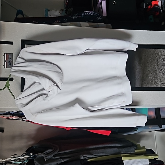 Good condition Abercrombie & Fitch Size XL women's zip up hoodie - Picture 4 of 4